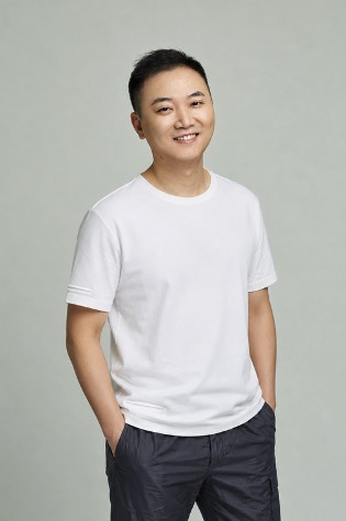 Dr. Yanpei Cao